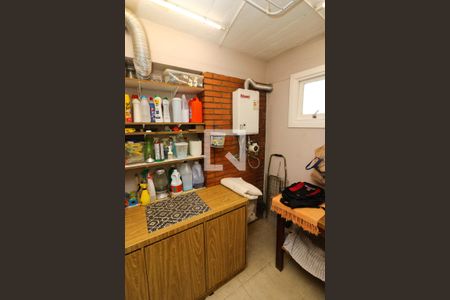 Casa à venda com 328m², 3 quartos e 2 vagasÁrea de Serviço