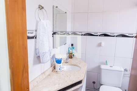 Casa à venda com 110m², 3 quartos e 2 vagas Casa à venda com 110m², 3 quartos e 2 vagasBanheiro do Quarto 1