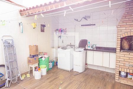 Casa à venda com 110m², 3 quartos e 2 vagas Casa à venda com 110m², 3 quartos e 2 vagasÁrea de Serviço