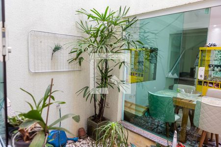 Casa à venda com 110m², 3 quartos e 2 vagas Casa à venda com 110m², 3 quartos e 2 vagasJardim