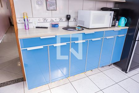 Casa à venda com 110m², 3 quartos e 2 vagas Casa à venda com 110m², 3 quartos e 2 vagasCozinha