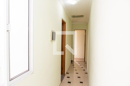 Casa à venda com 110m², 3 quartos e 2 vagas Casa à venda com 110m², 3 quartos e 2 vagasCorredor