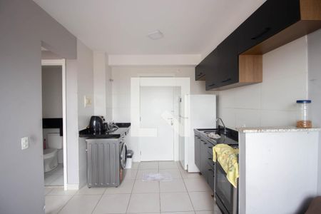 Sala/Cozinha de apartamento para alugar com 2 quartos, 32m² em Vila Nova Curuca, São Paulo