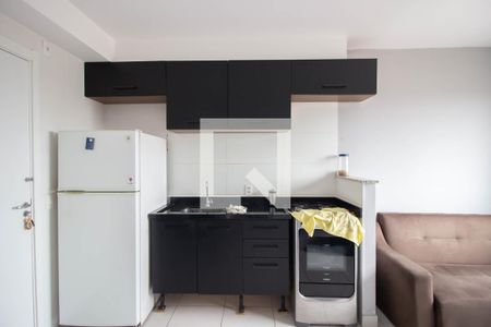 Sala/Cozinha de apartamento para alugar com 2 quartos, 32m² em Vila Nova Curuca, São Paulo
