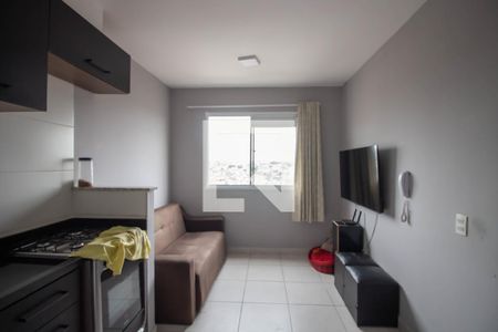Sala/Cozinha de apartamento para alugar com 2 quartos, 32m² em Vila Nova Curuca, São Paulo