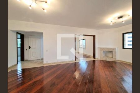 Apartamento à venda com 3 quartos, 236m² em Vila Suzana, São Paulo