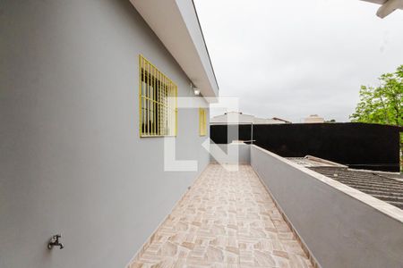 Casa para alugar com 100m², 2 quartos e 2 vagas Casa para alugar com 100m², 2 quartos e 2 vagasVaranda
