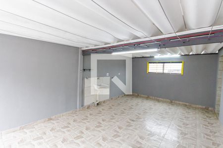 Casa para alugar com 100m², 2 quartos e 2 vagas Casa para alugar com 100m², 2 quartos e 2 vagasÁrea de Serviço
