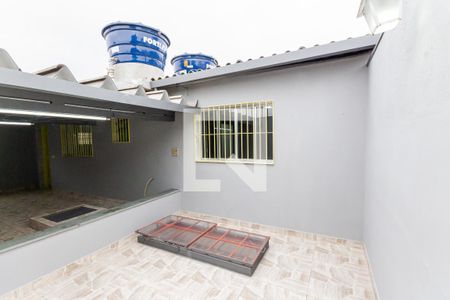 Casa para alugar com 100m², 2 quartos e 2 vagas Casa para alugar com 100m², 2 quartos e 2 vagasÁrea de Serviço
