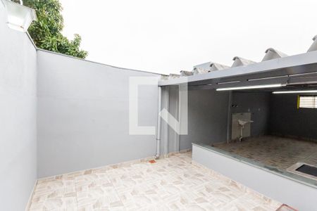 Casa para alugar com 100m², 2 quartos e 2 vagas Casa para alugar com 100m², 2 quartos e 2 vagasÁrea de Serviço