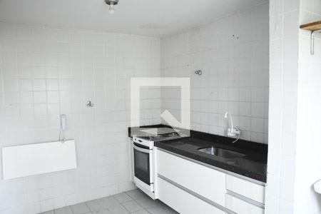 Cozinha de apartamento para alugar com 2 quartos, 64m² em Jardim Caiapiá, Cotia
