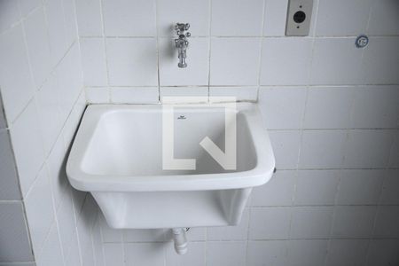 Cozinha e Área de Serviço de apartamento para alugar com 2 quartos, 64m² em Jardim Caiapiá, Cotia