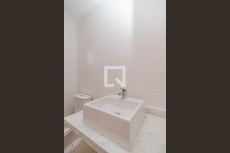 Apartamento à venda com 260m², 4 quartos e 3 vagas Apartamento à venda com 260m², 4 quartos e 3 vagasQuarto 2 - Suíte