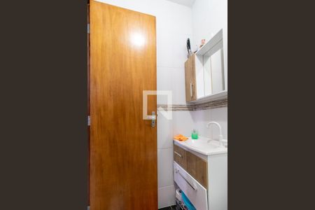 Casa para alugar com 86m², 2 quartos e 1 vaga Casa para alugar com 86m², 2 quartos e 1 vagaBanheiro Social