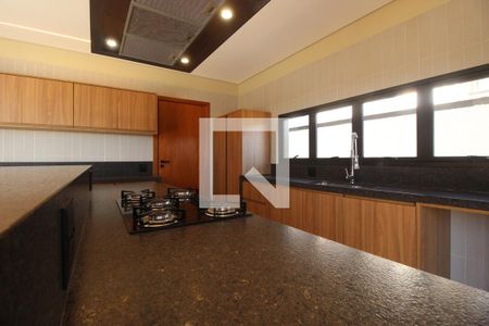 Casa de condomínio à venda com 494m², 4 quartos e 6 vagasCozinha