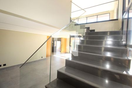 Casa de condomínio à venda com 494m², 4 quartos e 6 vagasEscadas