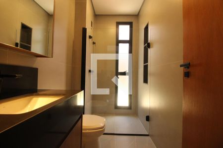 Casa de condomínio à venda com 494m², 4 quartos e 6 vagasBanheiro