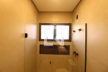 Casa de condomínio à venda com 494m², 4 quartos e 6 vagasBanheiro 3