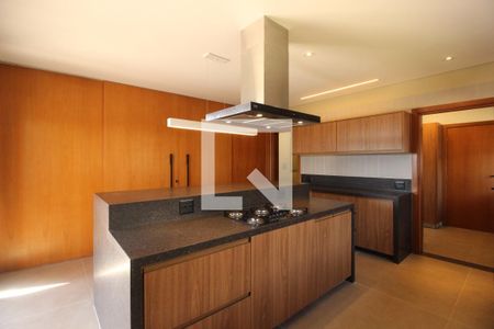 Casa de condomínio à venda com 494m², 4 quartos e 6 vagasCozinha