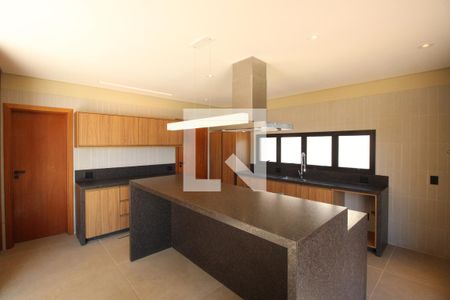 Casa de condomínio à venda com 494m², 4 quartos e 6 vagasCozinha