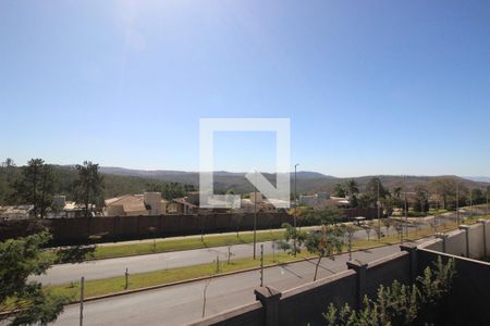 Casa de condomínio à venda com 494m², 4 quartos e 6 vagasVista