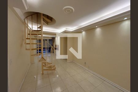 Sala de apartamento à venda com 2 quartos, 130m² em Méier, Rio de Janeiro