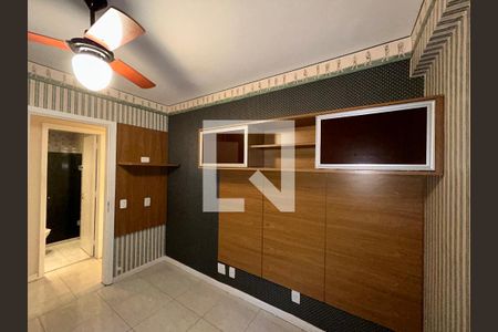 Apartamento à venda com 130m², 2 quartos e 2 vagasQuarto