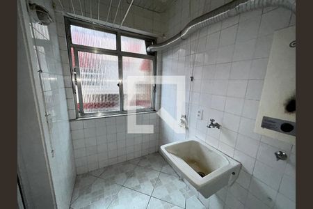 Apartamento à venda com 130m², 2 quartos e 2 vagasÁrea de Serviço