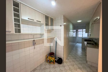Apartamento à venda com 130m², 2 quartos e 2 vagasCozinha