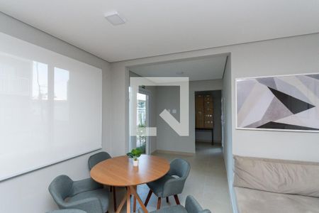 Apartamento para alugar com 28m², 1 quarto e sem vagaÁrea comum - Salão de festas