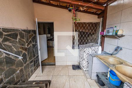 Casa à venda com 360m², 7 quartos e 4 vagasArea de serviço