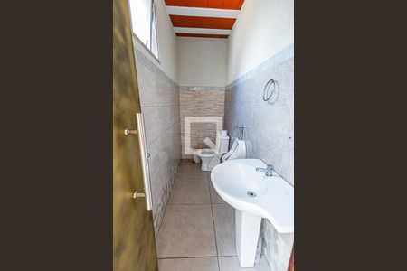 Casa à venda com 360m², 7 quartos e 4 vagasBanheiro externo