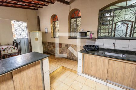 Casa à venda com 360m², 7 quartos e 4 vagasCozinha 2