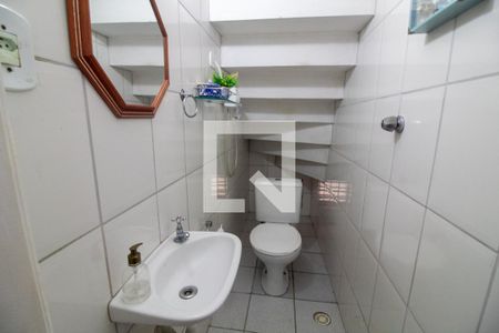 Casa à venda com 121m², 3 quartos e 2 vagasLavabo
