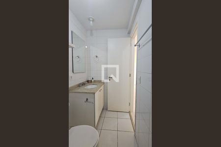 Apartamento para alugar com 75m², 2 quartos e 2 vagasBanheiro