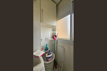 Apartamento para alugar com 75m², 2 quartos e 2 vagasÁrea de Serviço