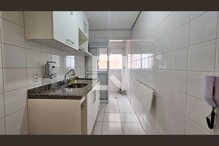 Apartamento para alugar com 75m², 2 quartos e 2 vagasCozinha