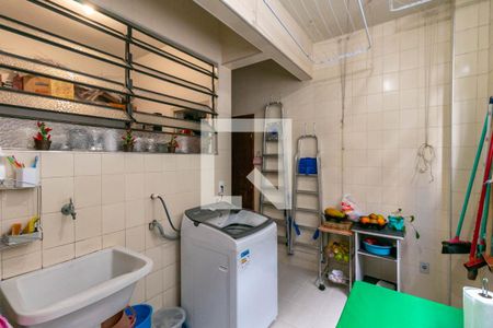 Apartamento à venda com 129m², 3 quartos e sem vagaÁrea de Serviço