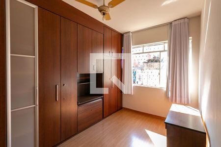 Quarto 2 de apartamento para alugar com 3 quartos, 120m² em Alto Barroca, Belo Horizonte