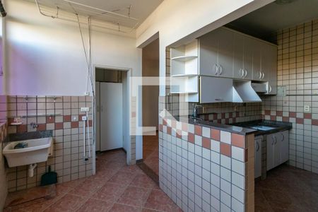 Apartamento à venda com 120m², 3 quartos e 2 vagasÁrea de serviço 