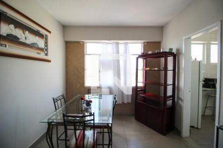 Apartamento à venda com 65m², 2 quartos e sem vagaCopa