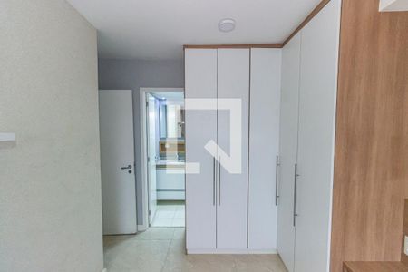 Apartamento para alugar com 67m², 2 quartos e 1 vagaSuíte