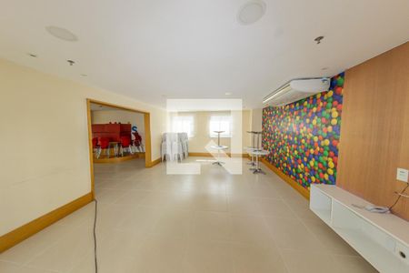 Apartamento para alugar com 67m², 2 quartos e 1 vagaÁrea comum