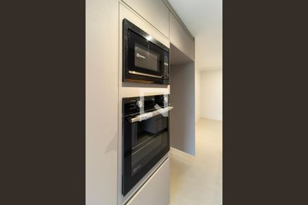 Apartamento para alugar com 159m², 4 quartos e 3 vagasDetalhe da cozinha