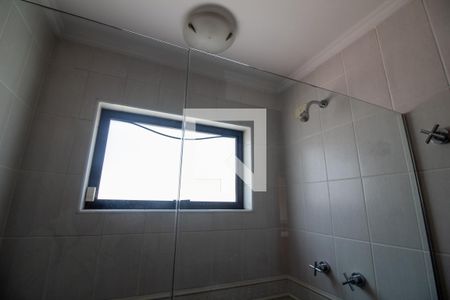 Casa à venda com 2093m², 2 quartos e 3 vagas Casa à venda com 2093m², 2 quartos e 3 vagasBanheiro