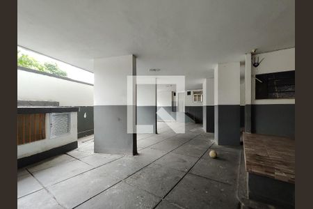 Apartamento à venda com 74m², 2 quartos e sem vagaÁrea comum - Playground