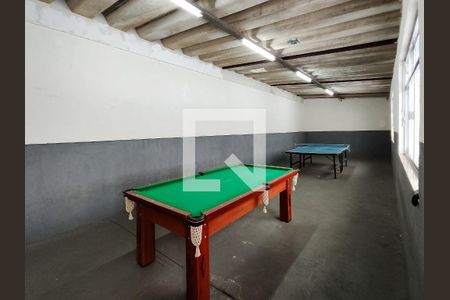 Apartamento à venda com 74m², 2 quartos e sem vagaÁrea comum