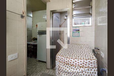 Apartamento à venda com 74m², 2 quartos e sem vagaÁrea de Serviço