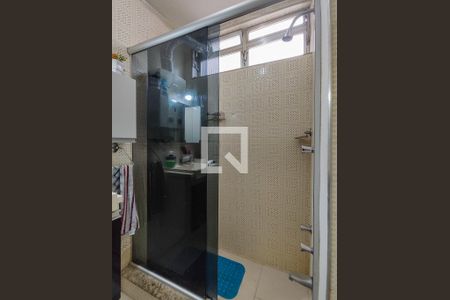 Apartamento à venda com 74m², 2 quartos e sem vagaBanheiro Corredor