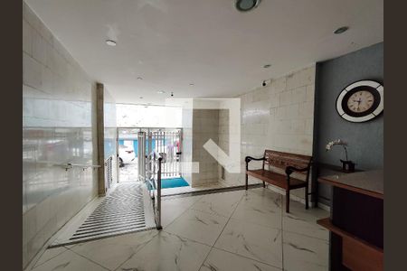 Apartamento à venda com 74m², 2 quartos e sem vagaFachada e portaria